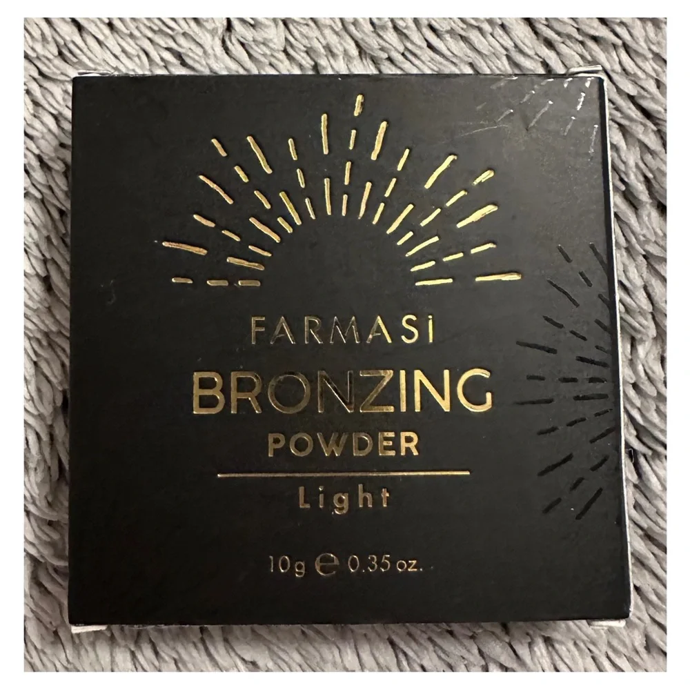Farmasi Bronzing Powder - Light